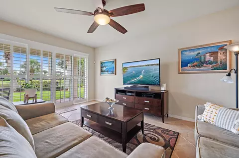 198 Umbrella Pl, Jupiter, FL 33458 photo 13