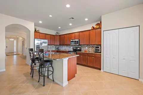 198 Umbrella Pl, Jupiter, FL 33458 photo 8