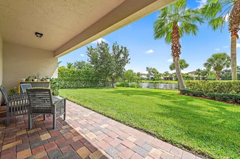 198 Umbrella Pl, Jupiter, FL 33458 photo 25