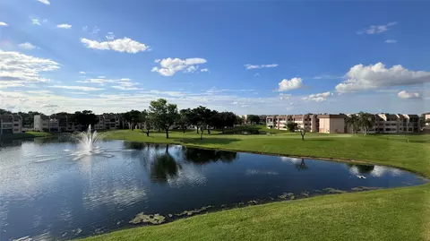 10207 Sunrise Lakes Blvd #301, Sunrise, FL 33322