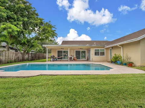 1220 NW 76th Ave, Plantation, FL 33322