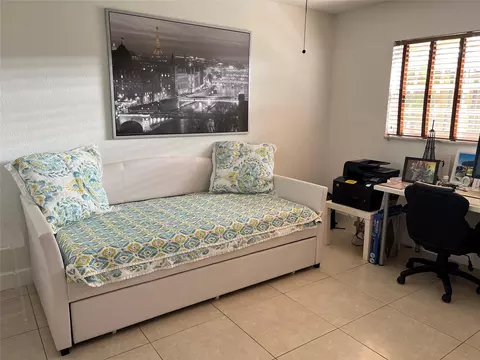 380 SE 12th Ave, Pompano Beach, FL 33060 photo 17