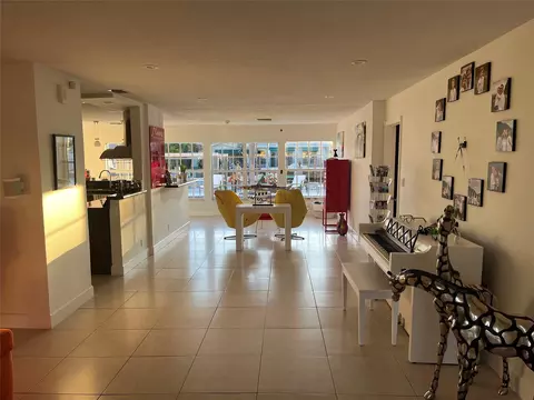 380 SE 12th Ave, Pompano Beach, FL 33060 photo 23