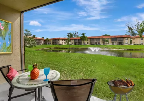 21905 Lake Forest Cir UNIT 102, Boca Raton, FL 33433