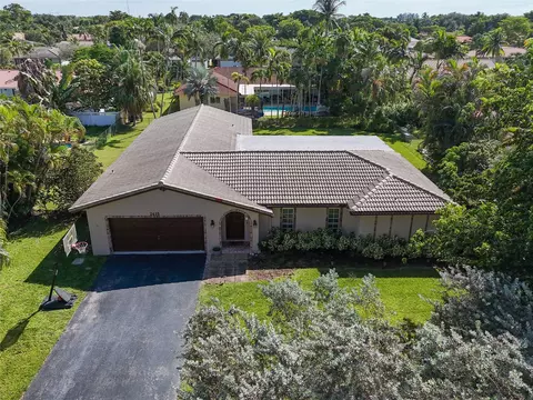 2425 NW 115th Dr, Coral Springs, FL 33065 photo 38