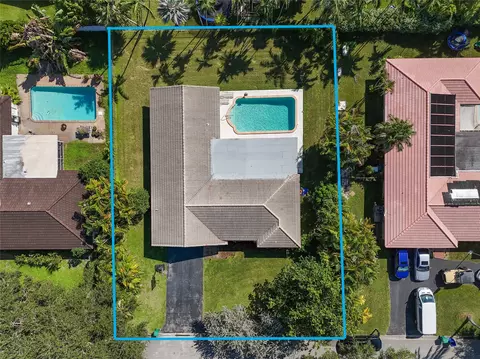 2425 NW 115th Dr, Coral Springs, FL 33065 photo 36