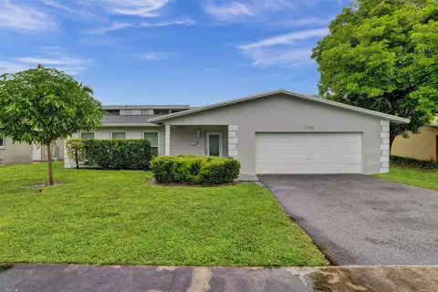 1713 NW 36th Ct, Oakland Park, FL 33309