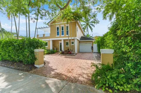 615 N Victoria Park Rd, Fort Lauderdale, FL 33304
