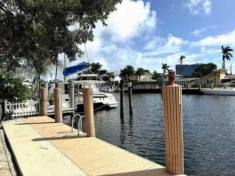 1500 SE 12th Ct, Fort Lauderdale, FL 33316