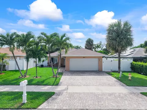 547 NE 1st Ave, Deerfield Beach, FL 33441