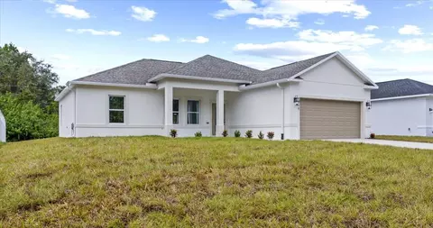 8655 100th Ct, Vero Beach, FL 32967
