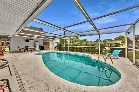 414 S 56th Ave, Hollywood, FL 33023