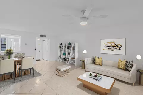 7365 NW 18th St #108, Margate, FL 33063