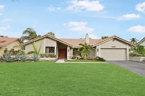 10151 NW 13th St, Plantation, FL 33322
