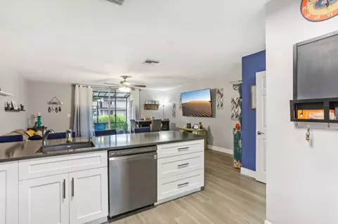 1317 Hampton Blvd, North Lauderdale, FL 33068 photo 33