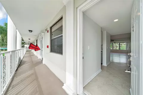 6061 Balboa Cir #204, Boca Raton, FL 33433