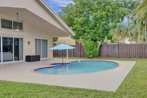 17345 SW 8th St, Pembroke Pines, FL 33029