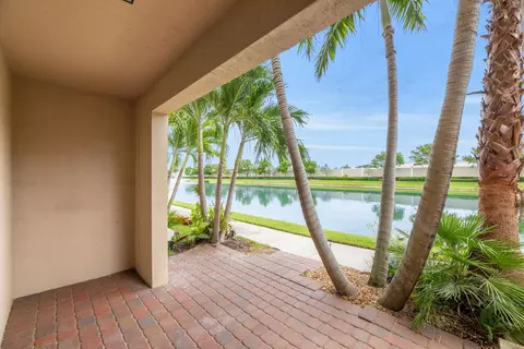 4220 N Dixie Hwy #75, Oakland Park, FL 33334