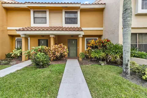 3694 Coral Tree Cir #3694, Coconut Creek, FL 33073