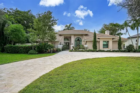 7001 Ventura Ct, Parkland, FL 33067