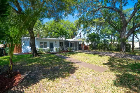 1227 SW 18th Ave, Fort Lauderdale, FL 33312