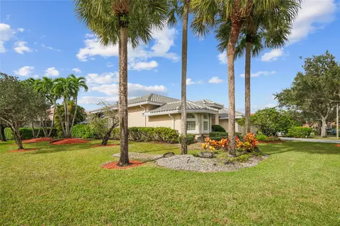 4904 NW 110th Ter, Coral Springs, FL 33076