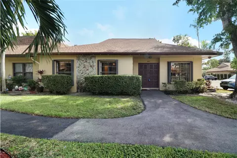 7513 SW 26th Ct #79, Davie, FL 33314