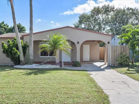 240 NW 53rd Ct, Fort Lauderdale, FL 33309