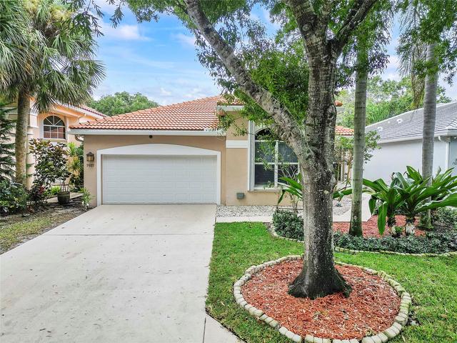 7627 NW 70th Way, Parkland, FL 33067