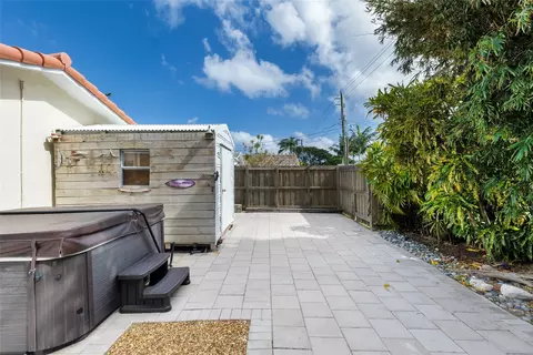 214 SE 3rd Pl, Dania Beach, FL 33004 photo 29