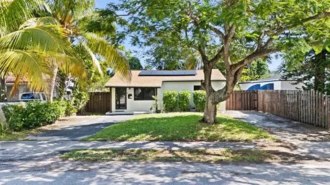 1424 NE 1st Ave, Fort Lauderdale, FL 33304