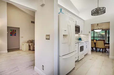2401 Ginger Ave, Coconut Creek, FL 33063 photo 16