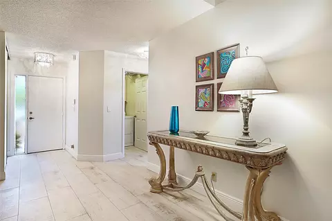 2401 Ginger Ave, Coconut Creek, FL 33063 photo 4