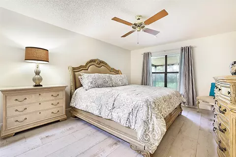 2401 Ginger Ave, Coconut Creek, FL 33063 photo 17