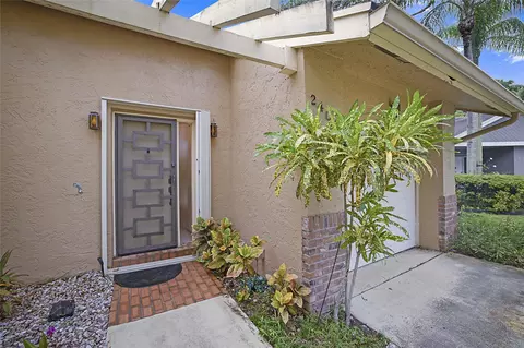 2401 Ginger Ave, Coconut Creek, FL 33063 photo 3