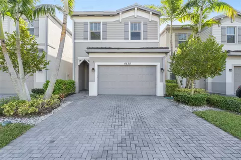 4530 NW 48th Ter, Tamarac, FL 33319