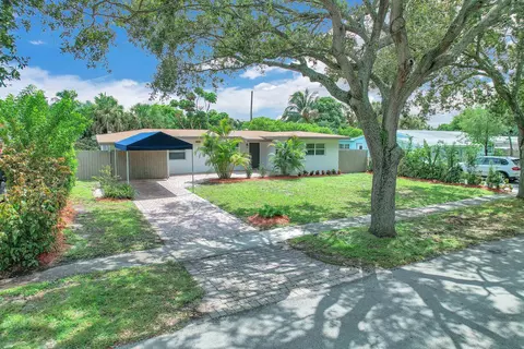1040 SW 50th Ave, Plantation, FL 33317
