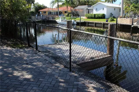 2709 NE 33rd St, Fort Lauderdale, FL 33306