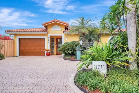 1711 NE 48th Ct, Fort Lauderdale, FL 33334