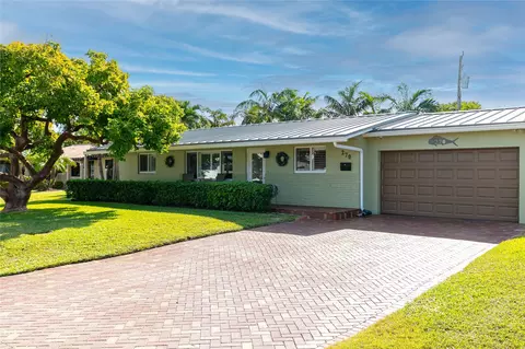 270 SE 7th St, Pompano Beach, FL 33060