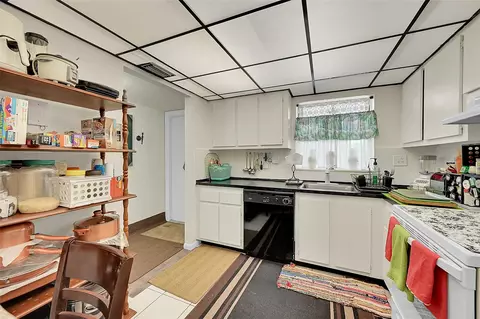 10442 Sunrise Lakes Blvd #202, Sunrise, FL 33322