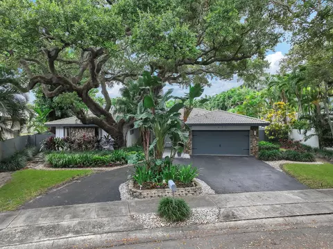 3471 N 30th Ter, Hollywood, FL 33021