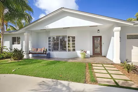 4241 NE 23rd Ave, Lighthouse Point, FL 33064