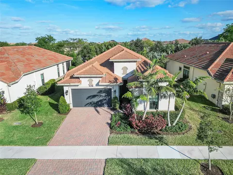 9298 Cantal Cir E, Parkland, FL 33076