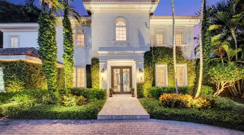408 Seven Isles Dr, Fort Lauderdale, FL 33301