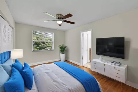 7379 Santa Monica Dr, Margate, FL 33063 photo 4