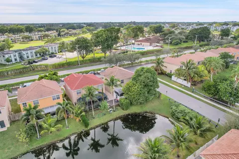 7379 Santa Monica Dr, Margate, FL 33063 photo 8