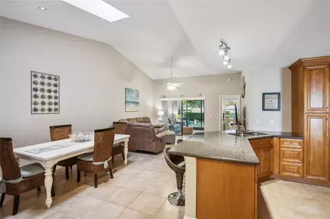 35 Centennial Ct, Deerfield Beach, FL 33442