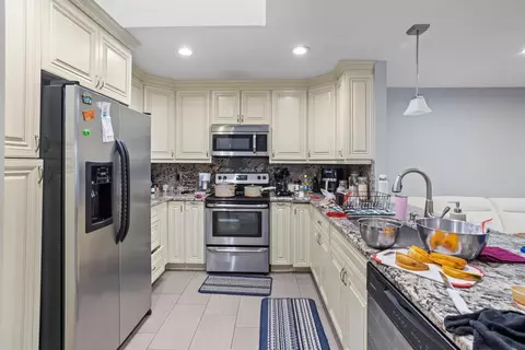 8930 SW 19th St #C, Boca Raton, FL 33433 photo 1