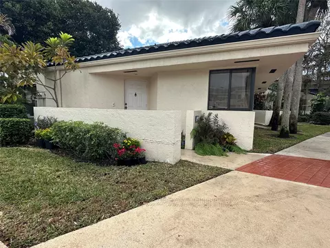 8076 NW 15th Mnr #8076, Plantation, FL 33322